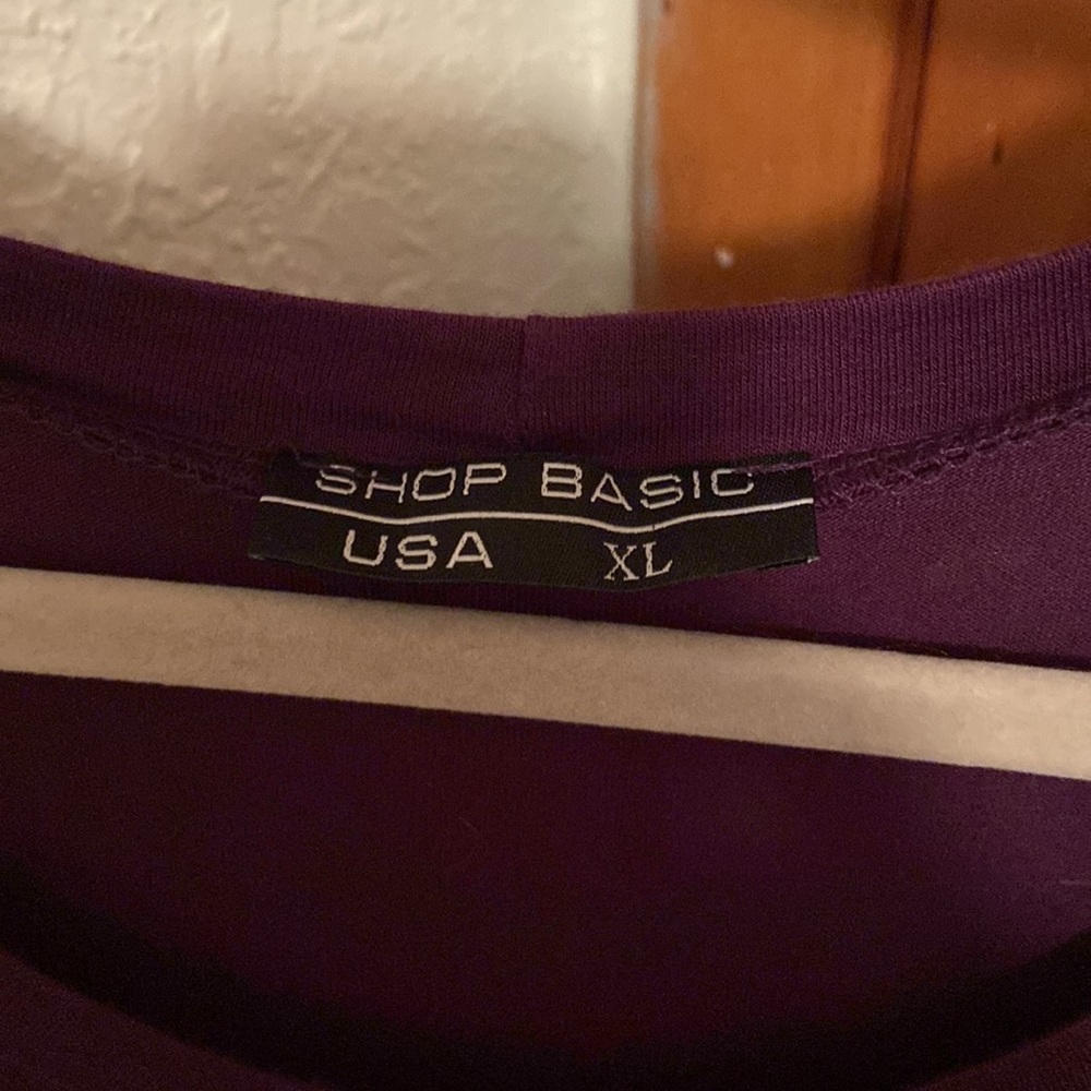 Deep purple tunic - Picture 3 of 3